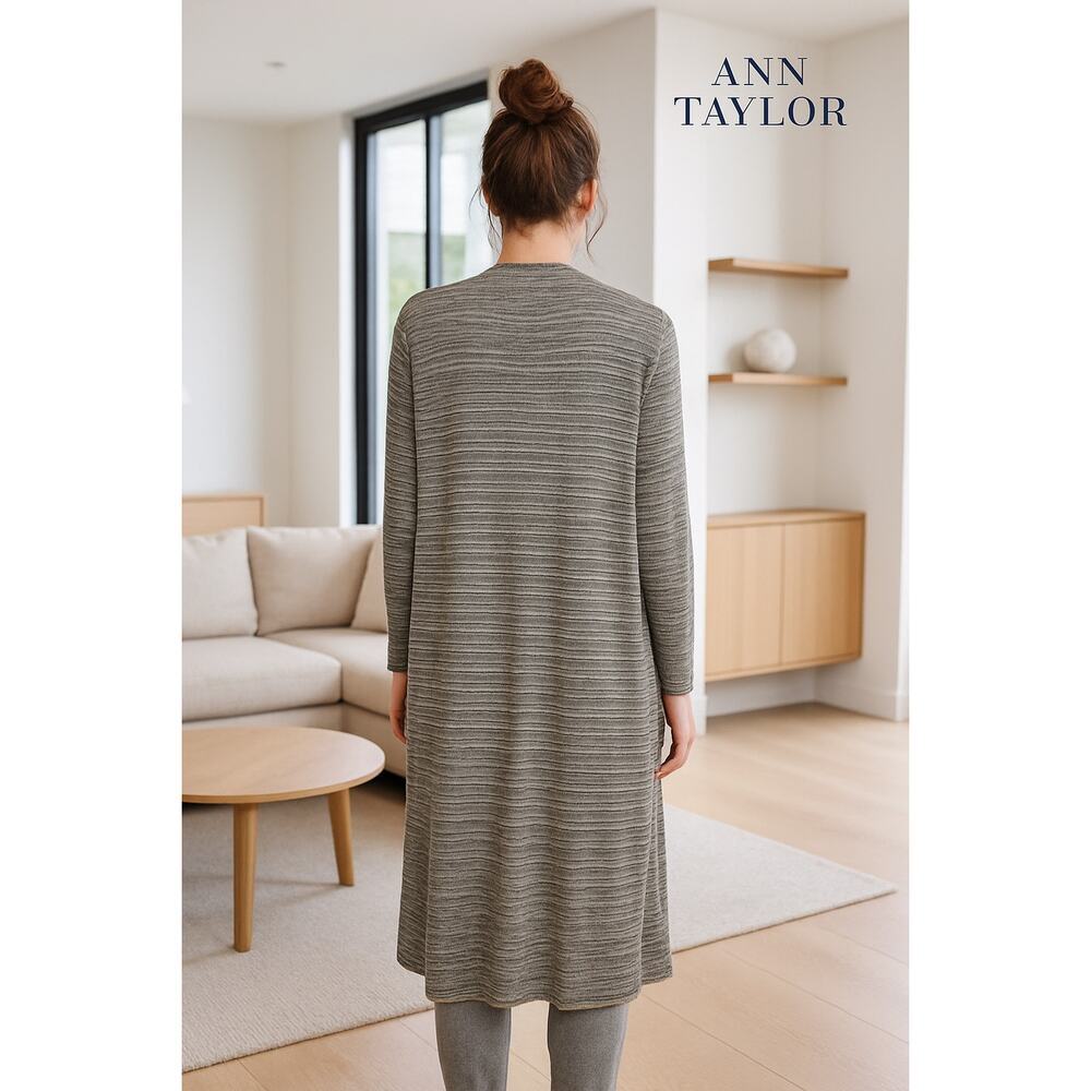 Ann Taylor Loungewear Gray & Black Duster Sz. XL - Picture 2 of 6